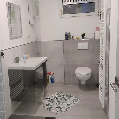 Apartment Einliegerwohnung In Hoexter